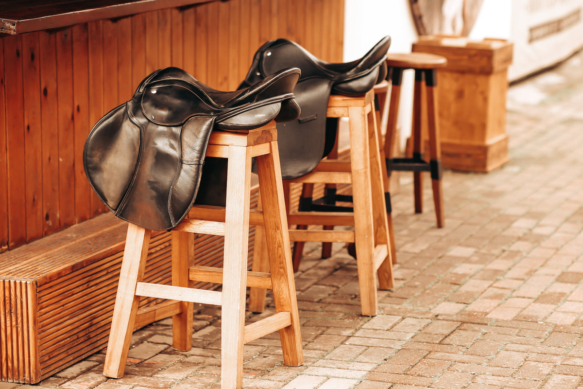 Zit-stastoelen: in alle comfort rechtstaand werken
