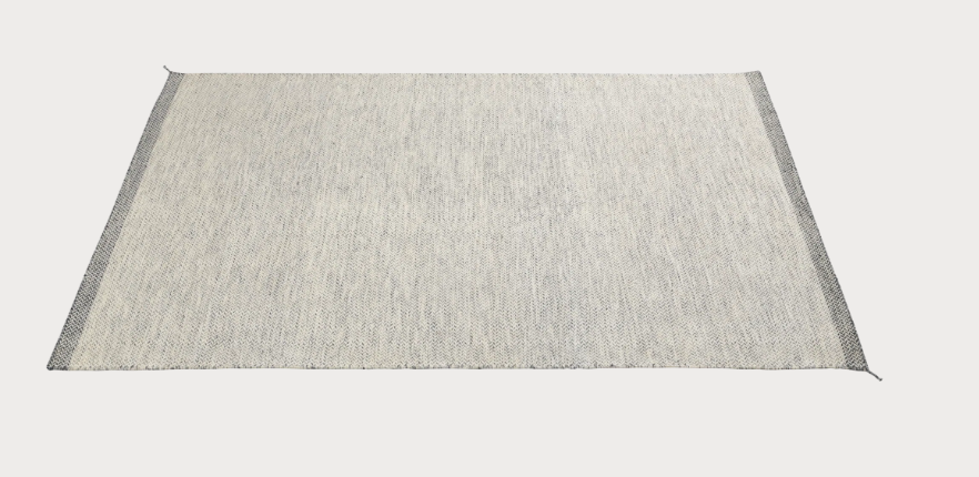 Ply Rug 270 x 360 cm
